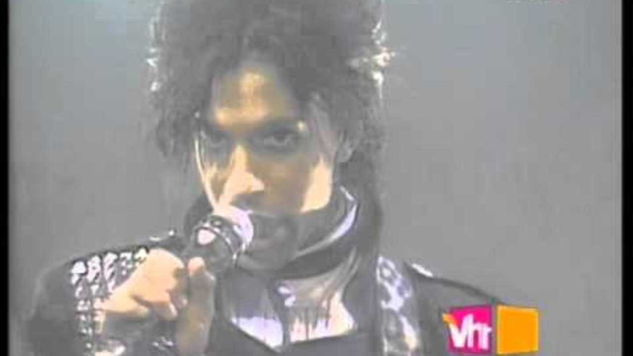 Prince - Controversy (official music video) 1981