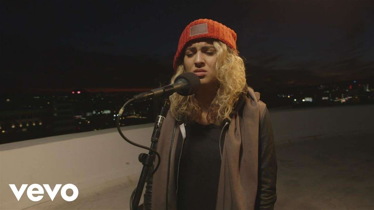 Tori Kelly - Silent Night (Top of the Tower)