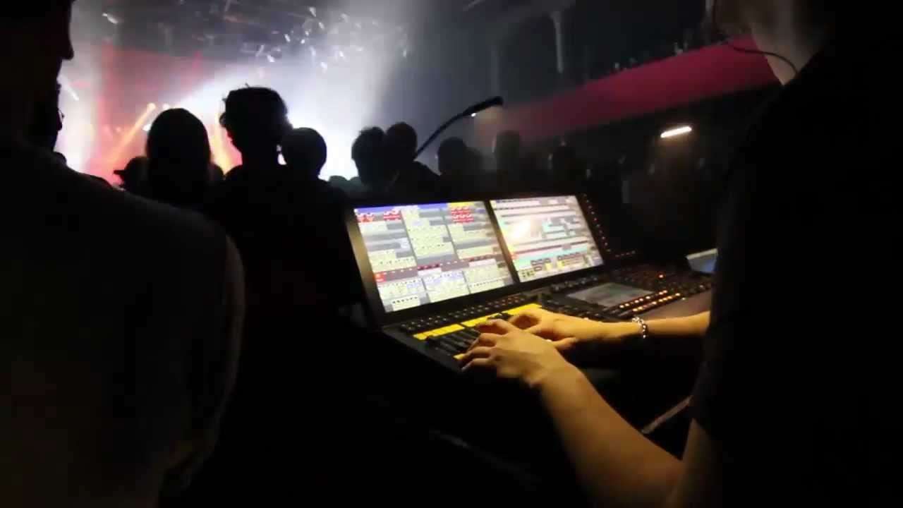 Meshuggah's light operator (Paris 02/12/2012)