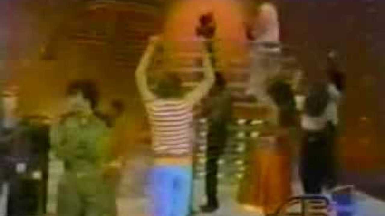 Public Image Ltd.- Poptones & Careering (American Bandstand 1980)